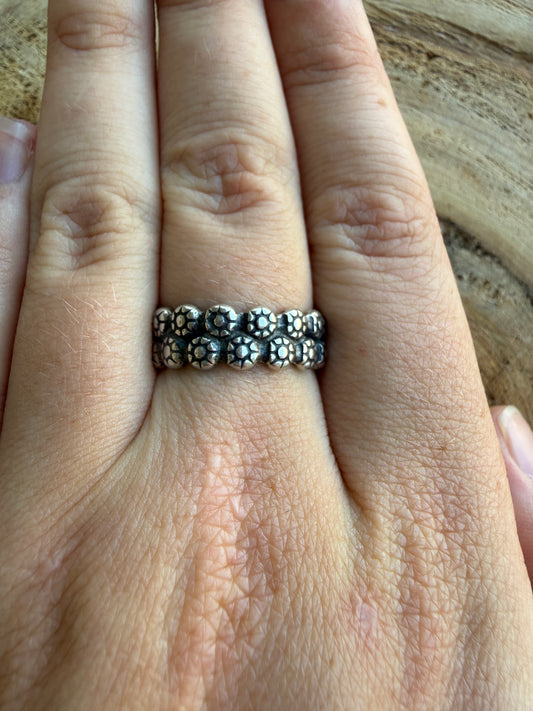 Flower Ring (Size: 7.25)