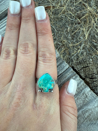 Spade Ring Size: 7.5